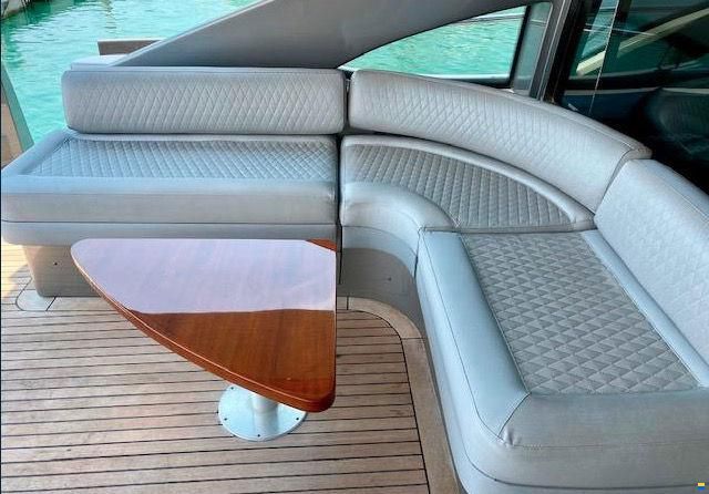 Azimut 86S