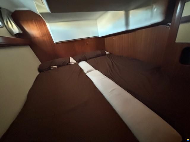 Beneteau flyer 12 cabin