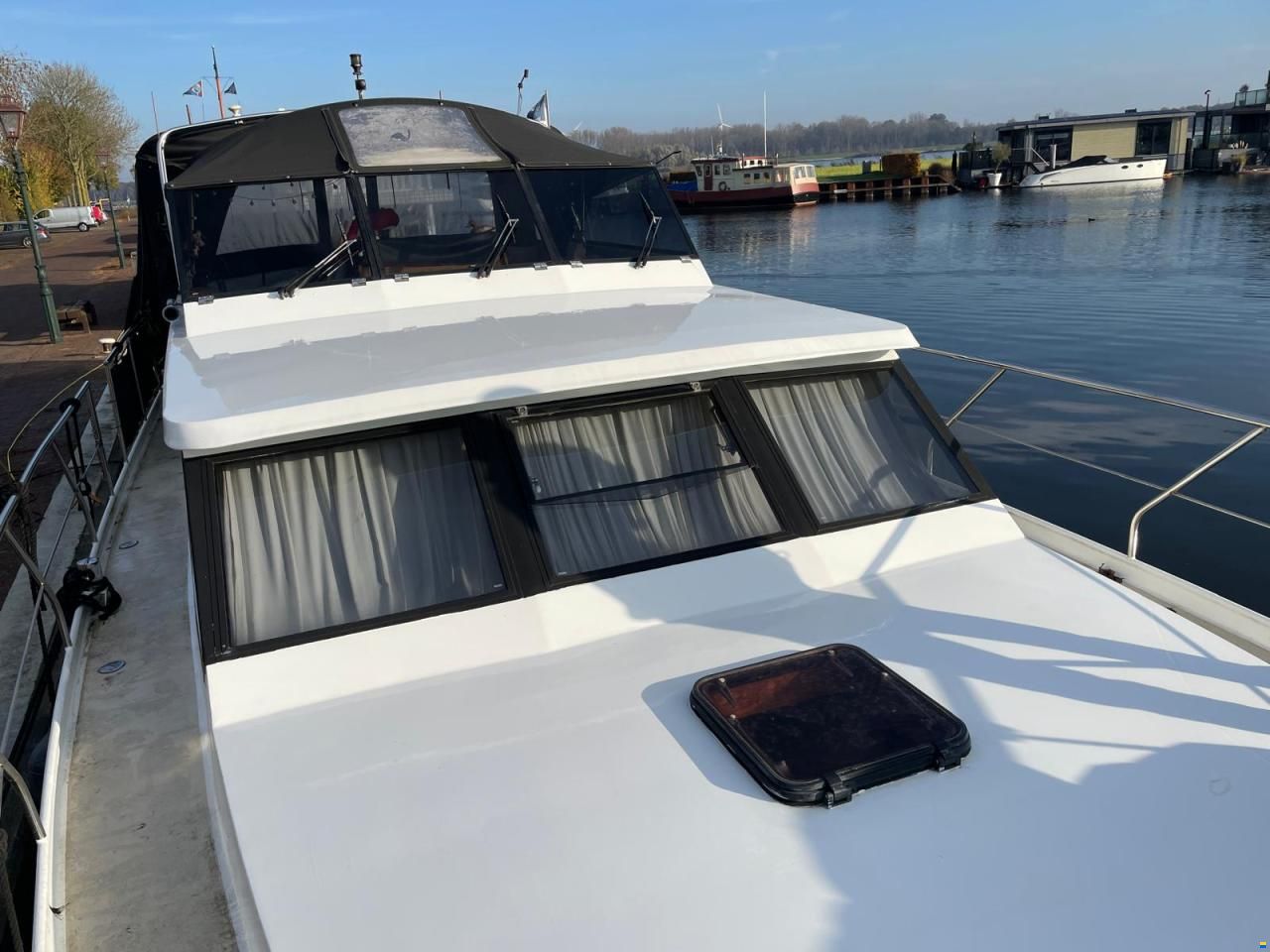 Valkkruiser Voyager