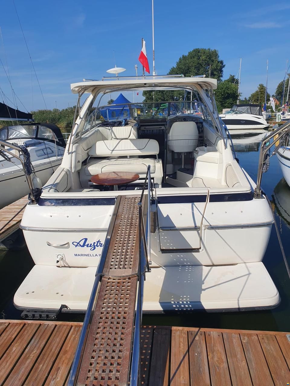 Bayliner 3255 Avanti Express