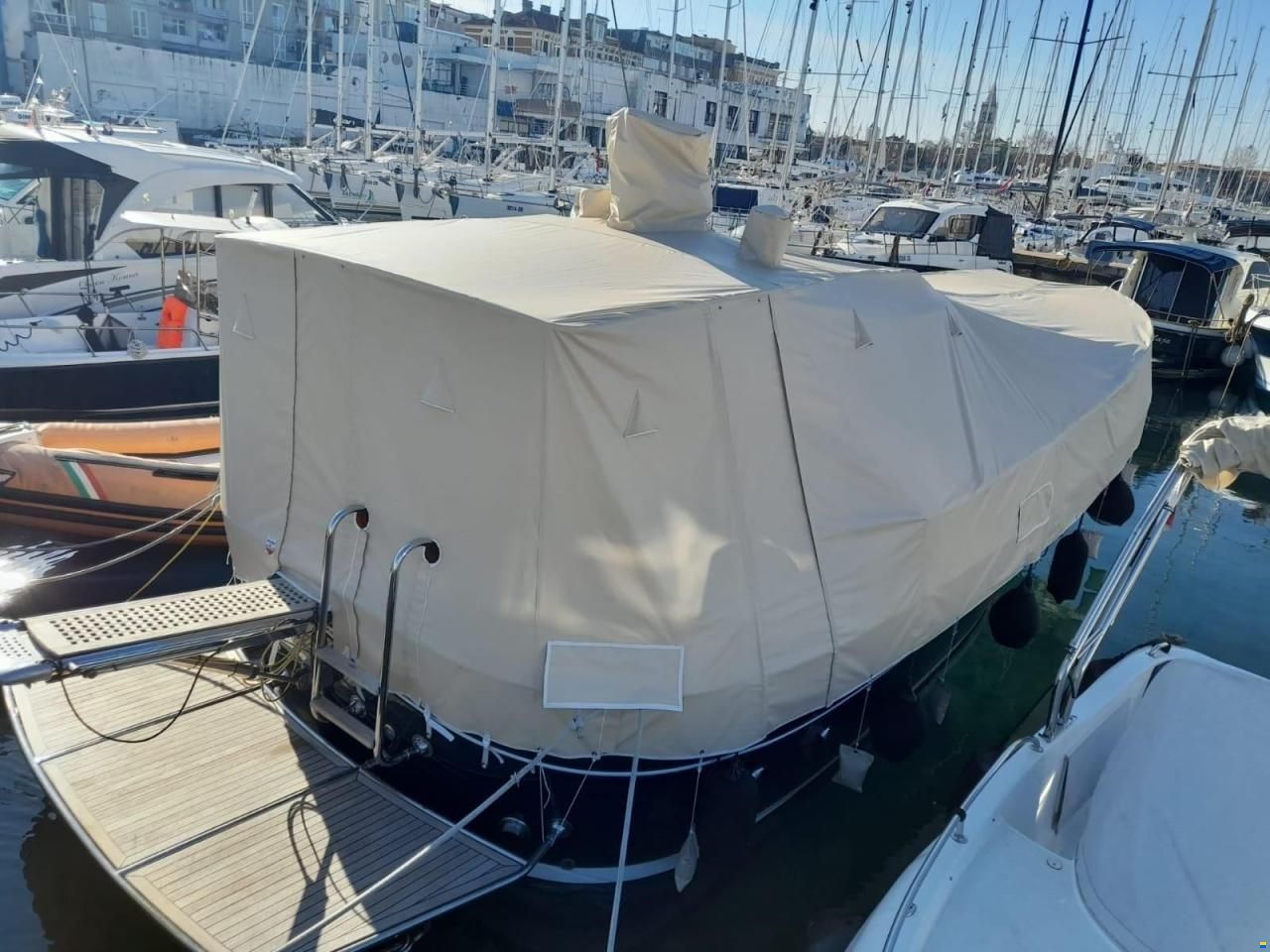 Fratelli Aprea 32 Hard Top