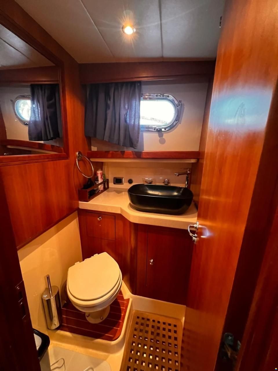 Fratelli Aprea 32 Hard Top