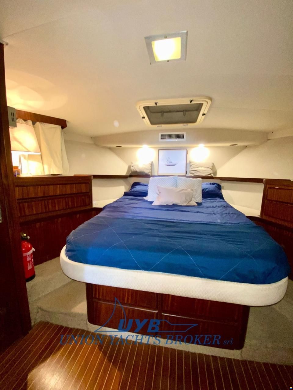 Hatteras 41 Convertible