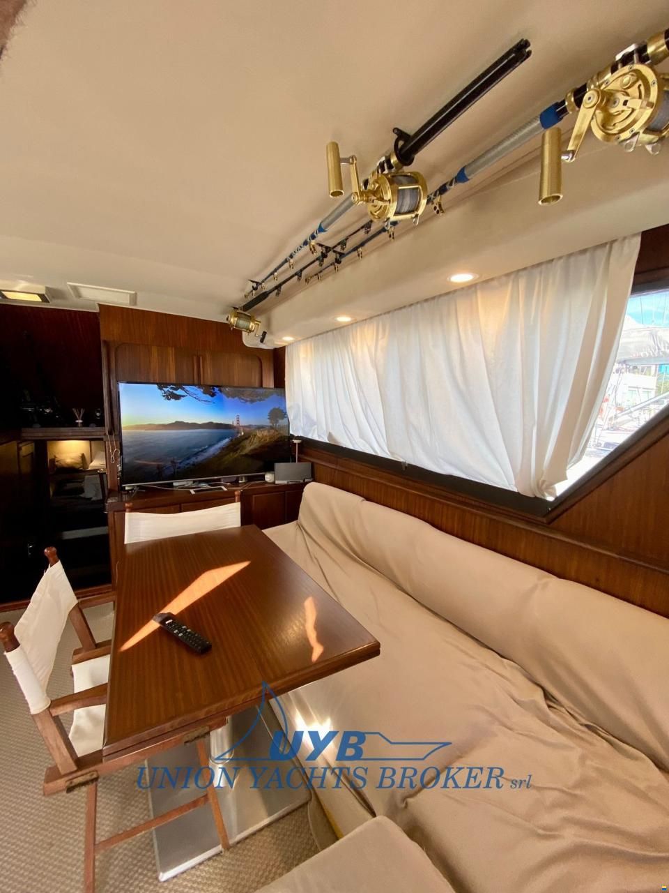Hatteras 41 Convertible