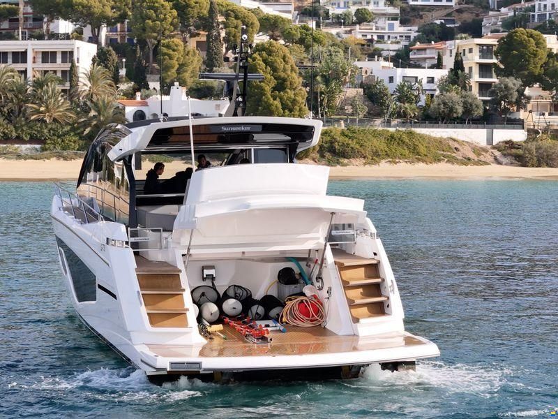 Sunseeker Predator 65