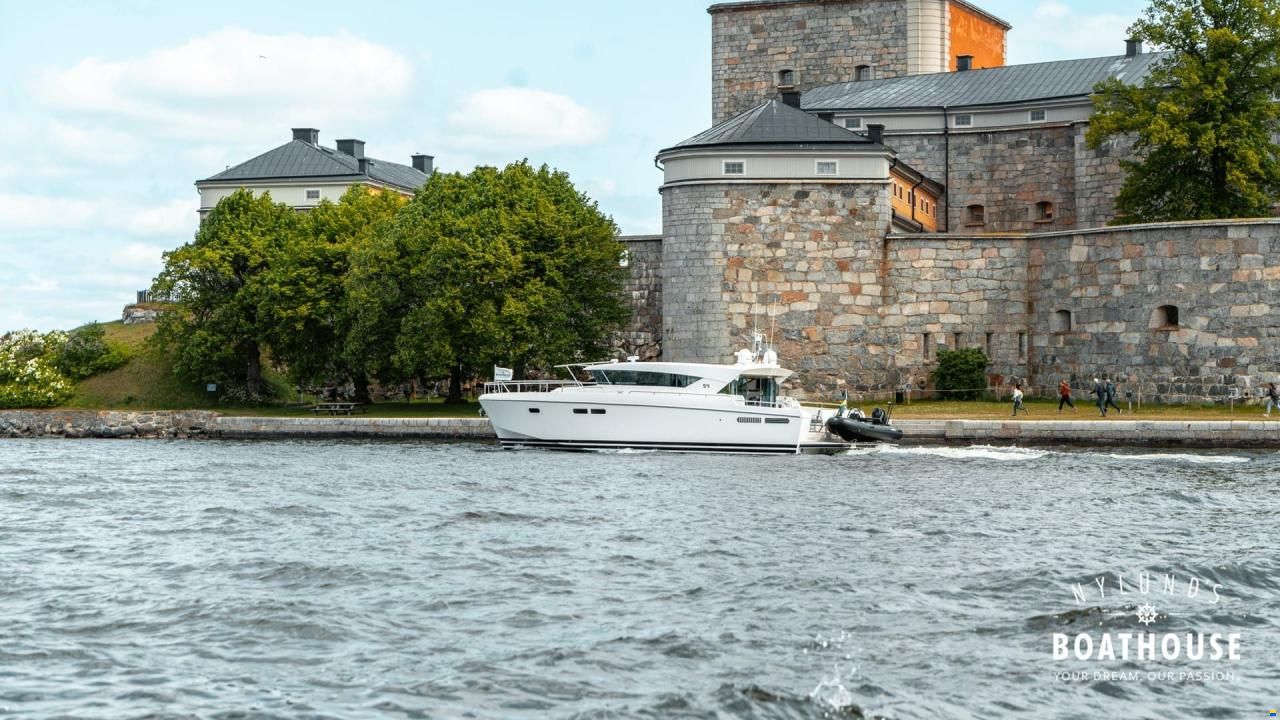Delta Powerboats 54 IPS