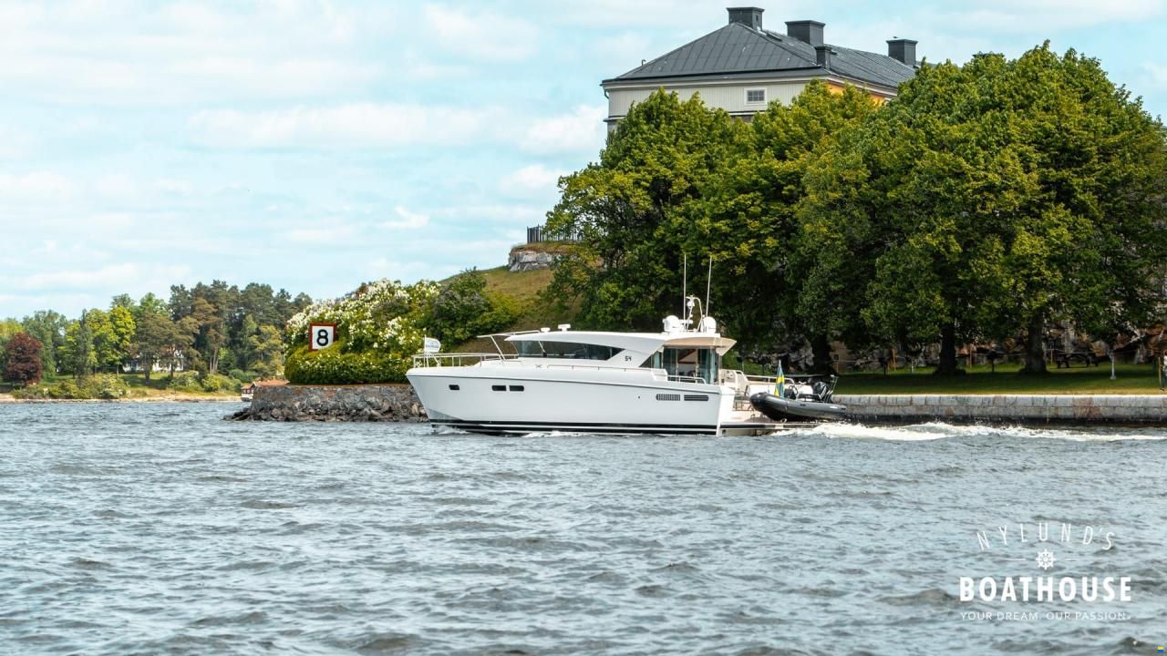 Delta Powerboats 54 IPS