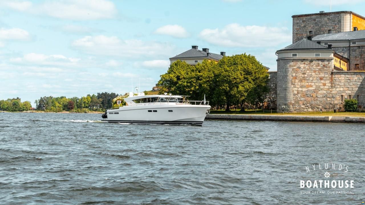 Delta Powerboats 54 IPS