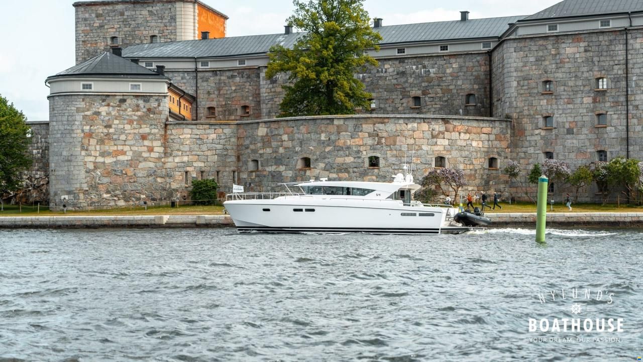 Delta Powerboats 54 IPS