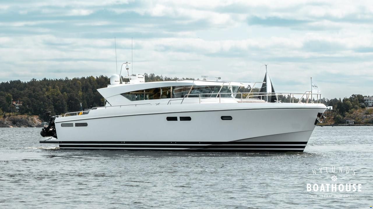 Delta Powerboats 54 IPS