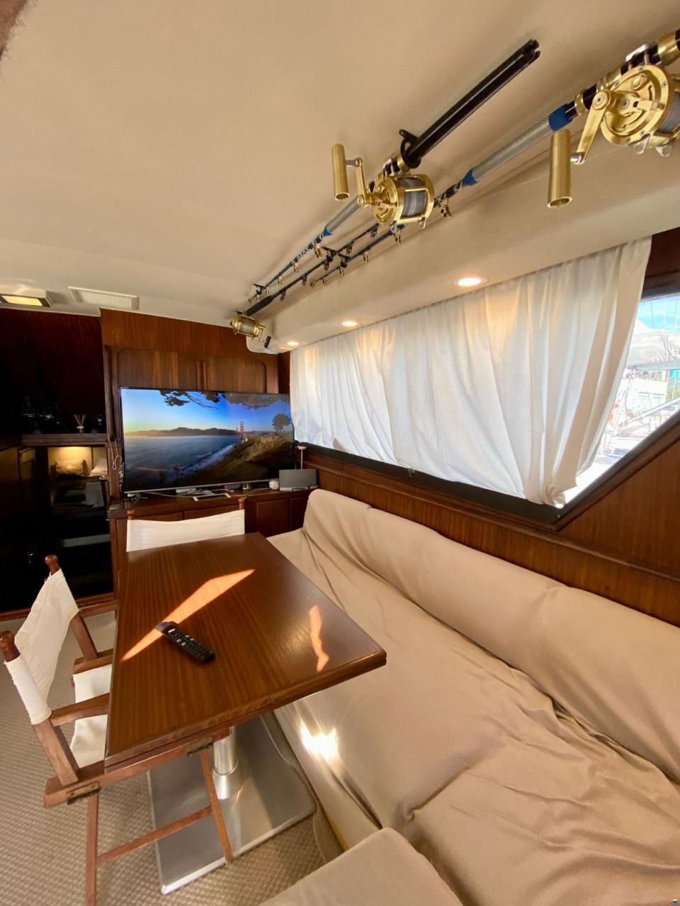 Hatteras 41 Convertible