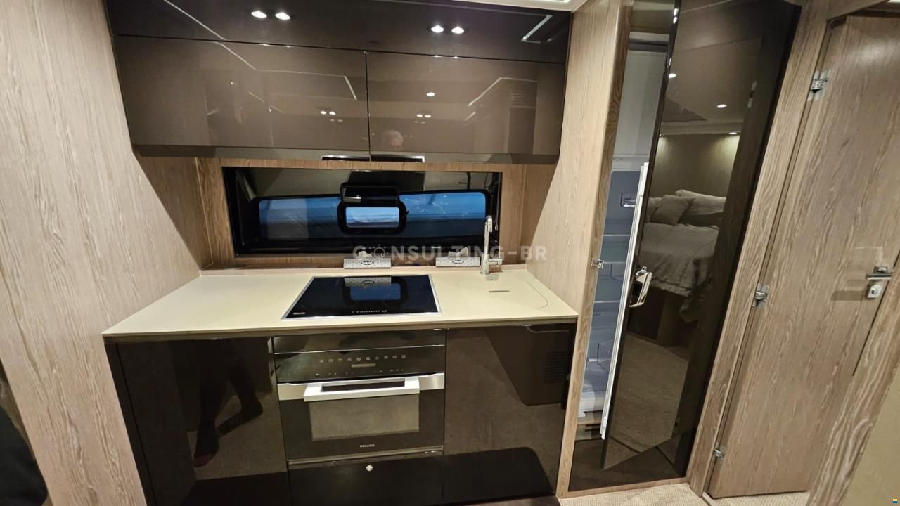 Azimut Atlantis 51