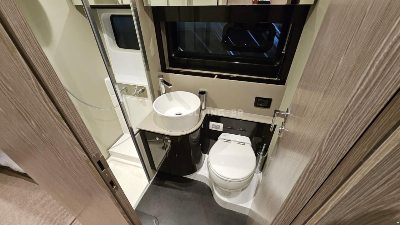 Azimut Atlantis 51