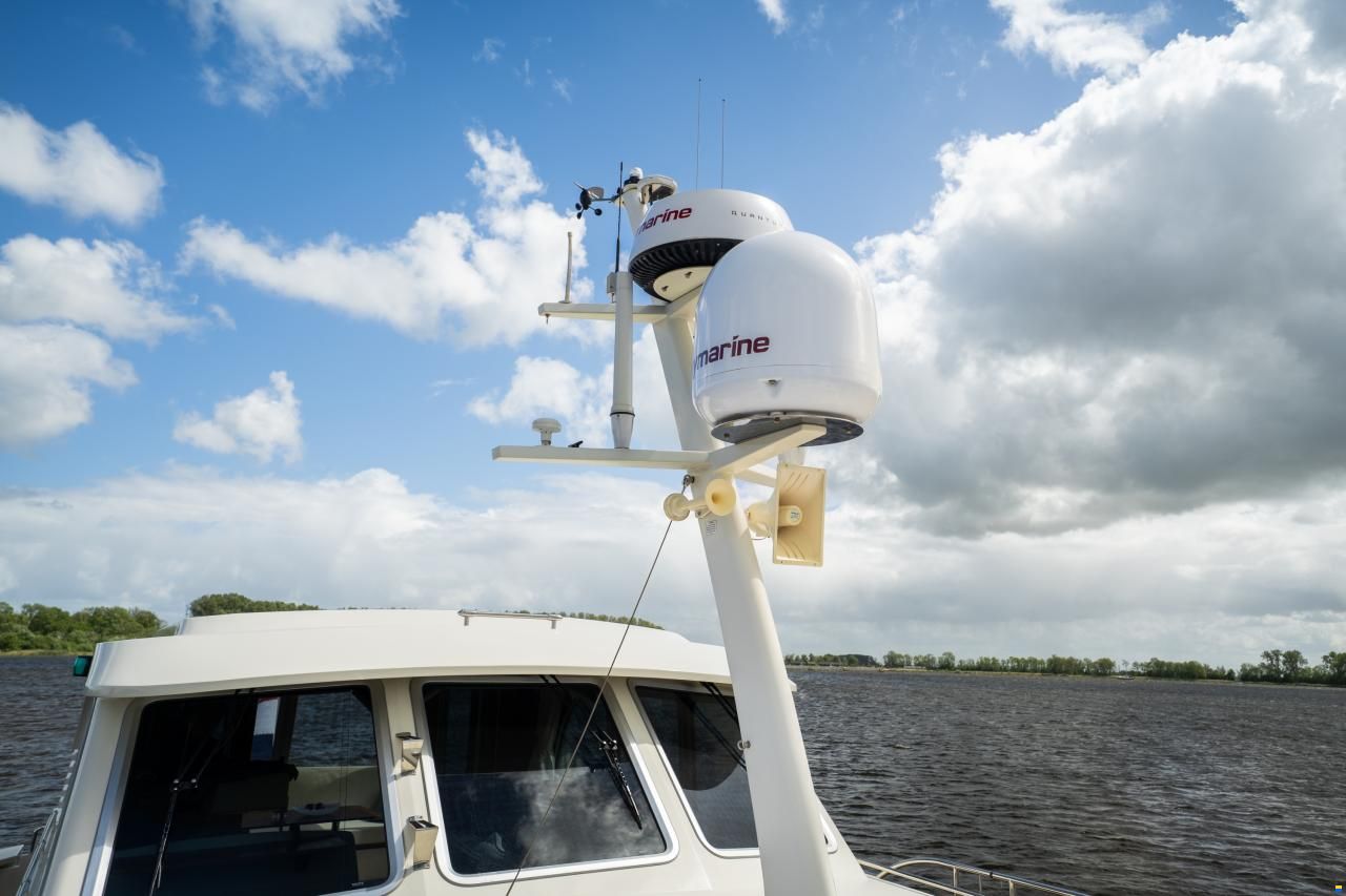 Linssen Grand Sturdy 470 Sedan Wheelhouse