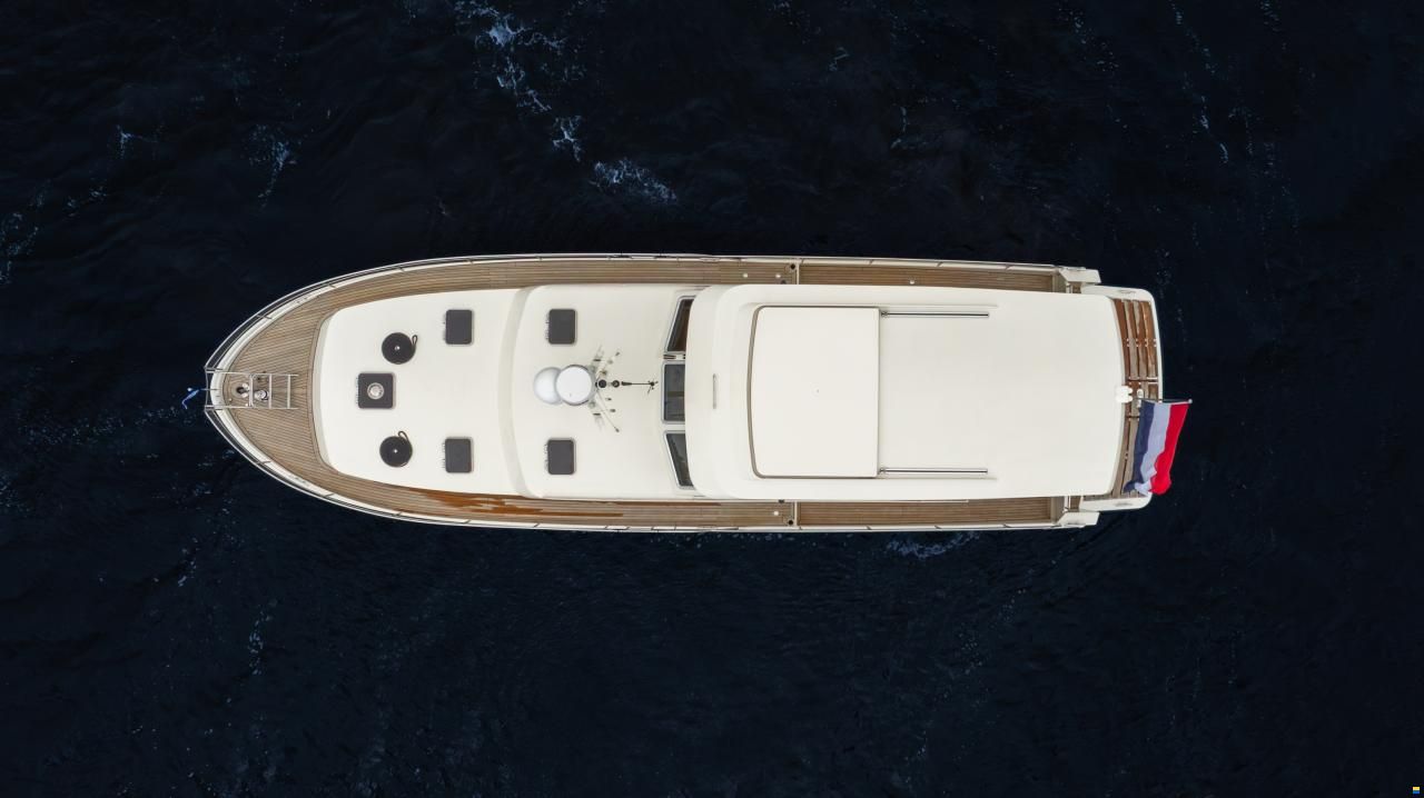 Linssen Grand Sturdy 470 Sedan Wheelhouse