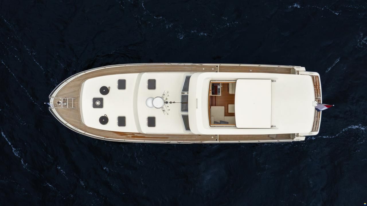 Linssen Grand Sturdy 470 Sedan Wheelhouse