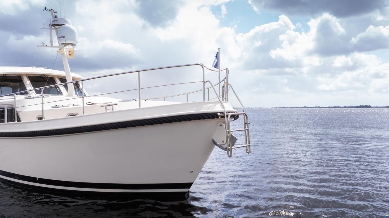 Linssen Grand Sturdy 470 Sedan Wheelhouse