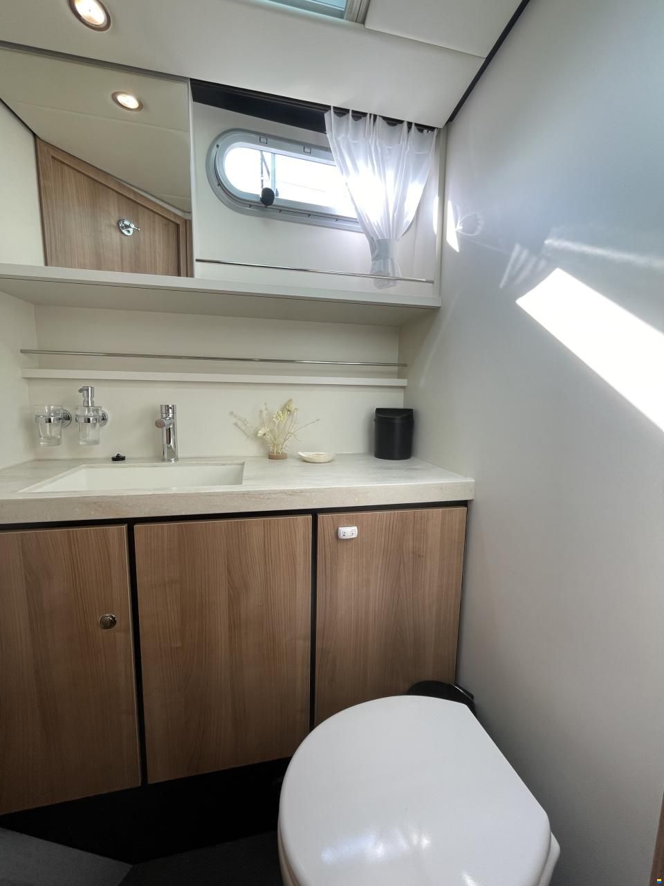 Linssen Grand Sturdy 40.0 AC INTERO