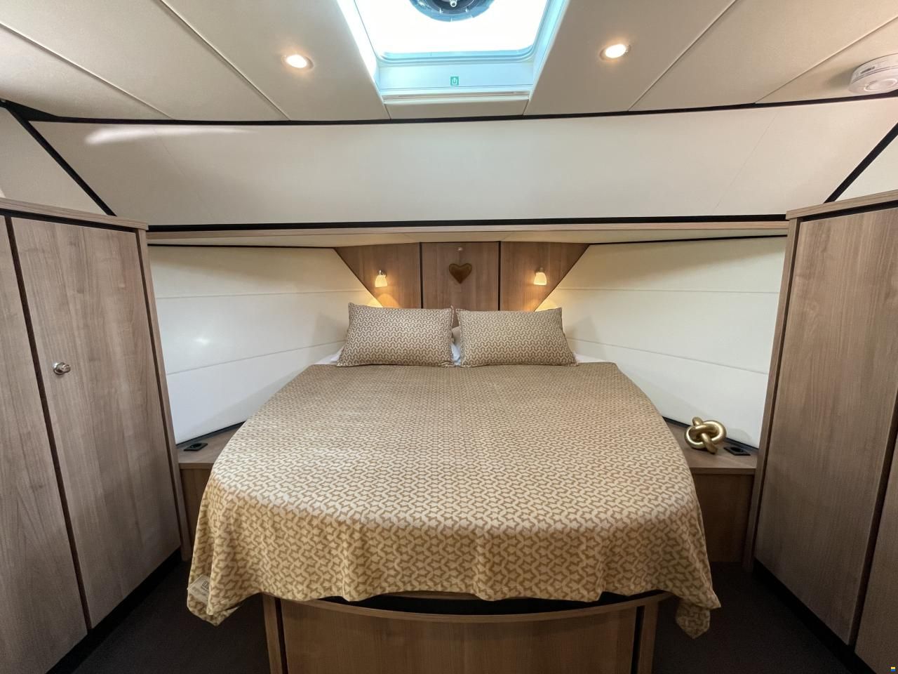 Linssen Grand Sturdy 40.0 AC INTERO