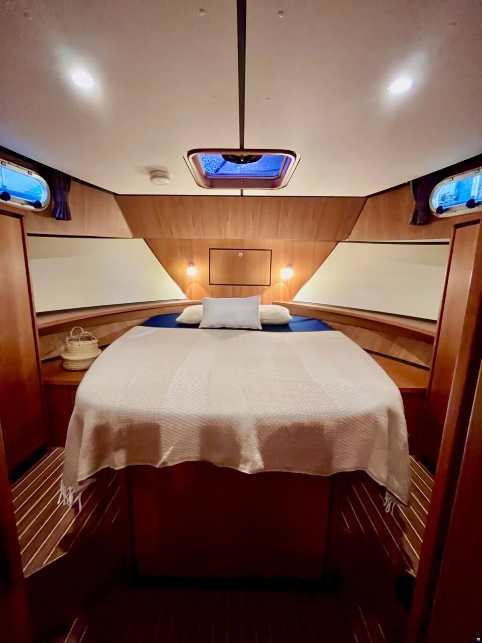 Linssen Grand Sturdy 30.9 AC Brilliant Edition