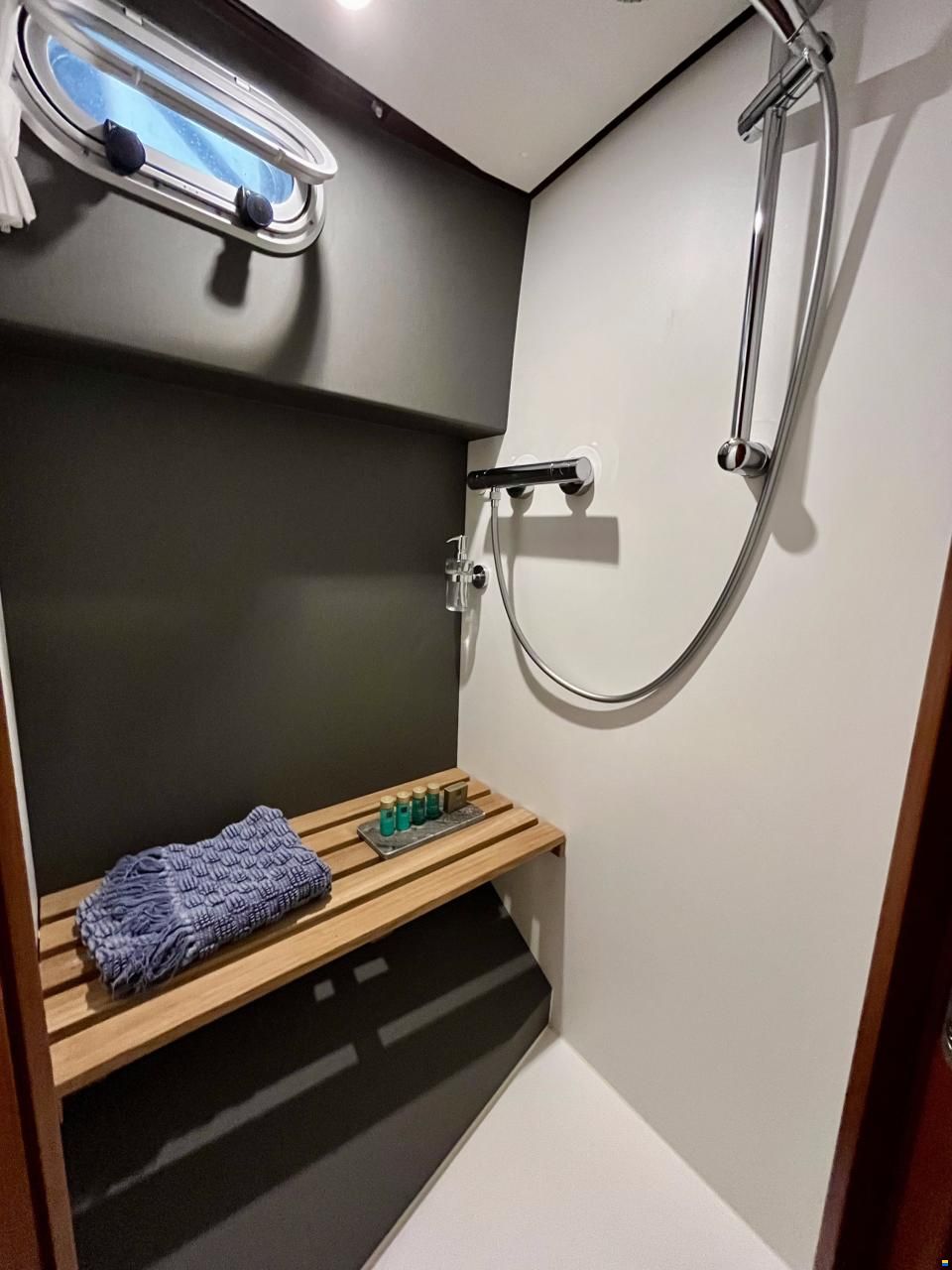 Linssen Grand Sturdy 30.9 AC Brilliant Edition