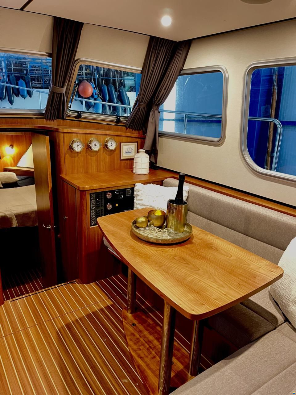 Linssen Grand Sturdy 30.9 AC Brilliant Edition