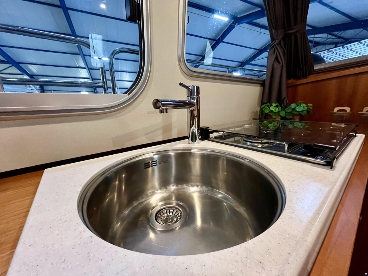 Linssen Grand Sturdy 30.9 AC Brilliant Edition