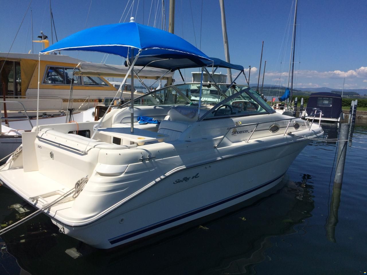 Sea Ray Sun Dancer 270
