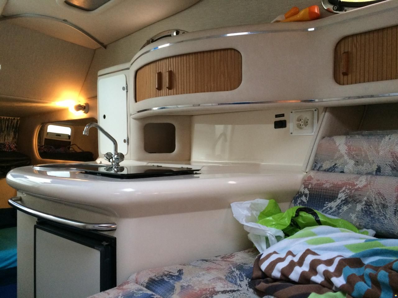 Sea Ray Sun Dancer 270