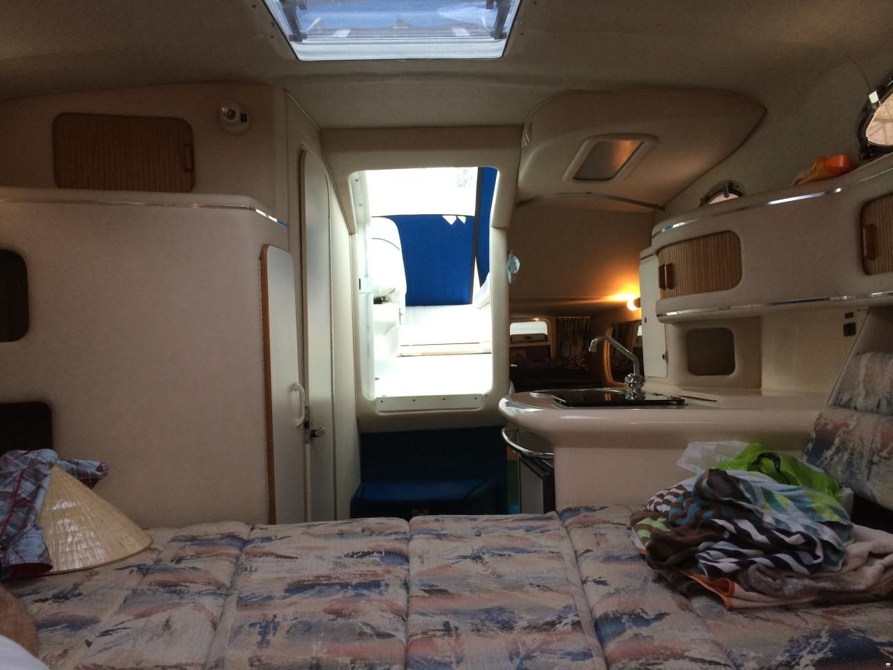 Sea Ray Sun Dancer 270