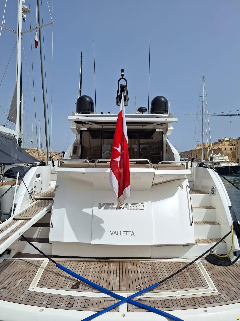 Sunseeker Predator 64