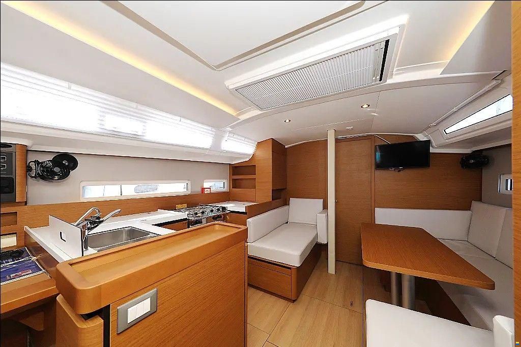 Jeanneau Sun Odyssey 410