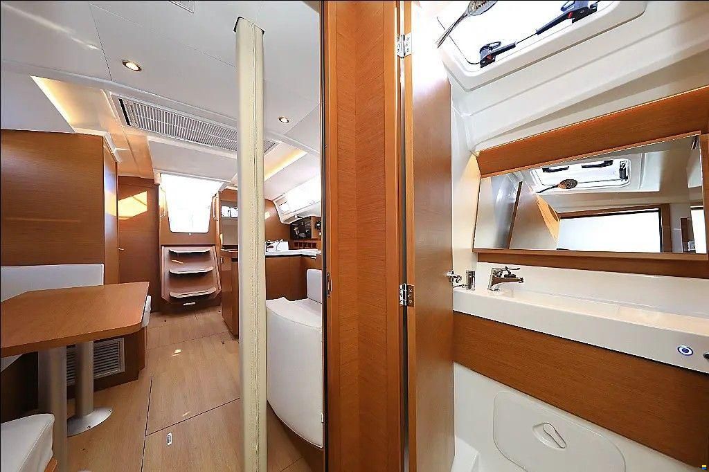 Jeanneau Sun Odyssey 410