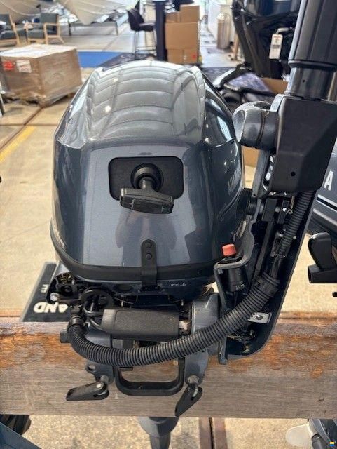 Yamaha F25GMH
