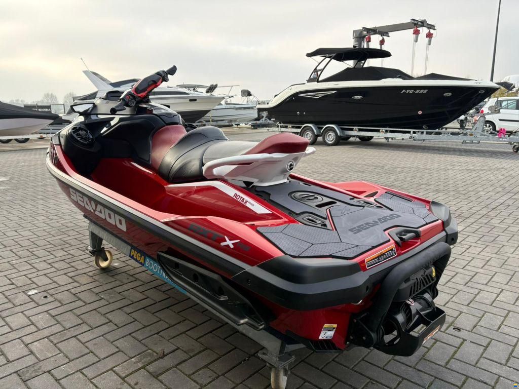 Sea Doo RXT-X RS 325
