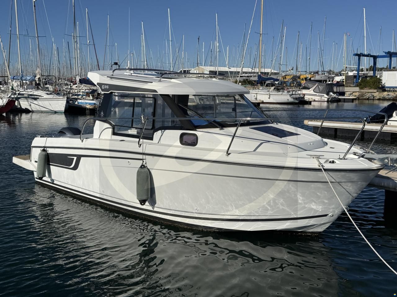 Jeanneau MERRY FISHER 695 S&Eacute;RIE 2