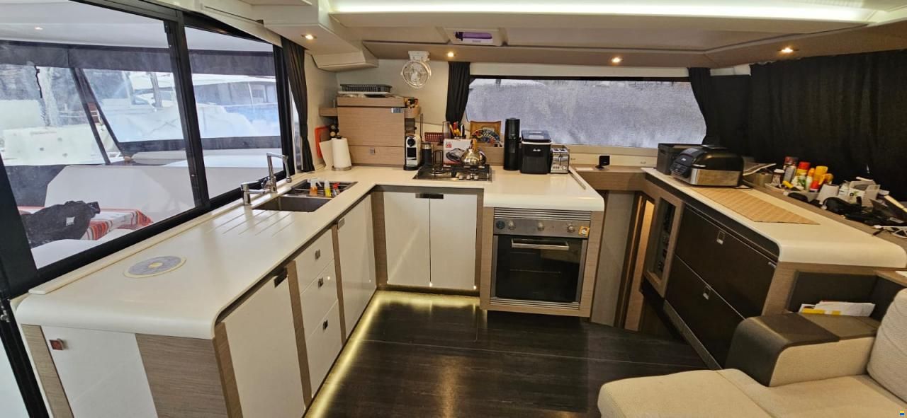 Fountaine Pajot Tanna 47