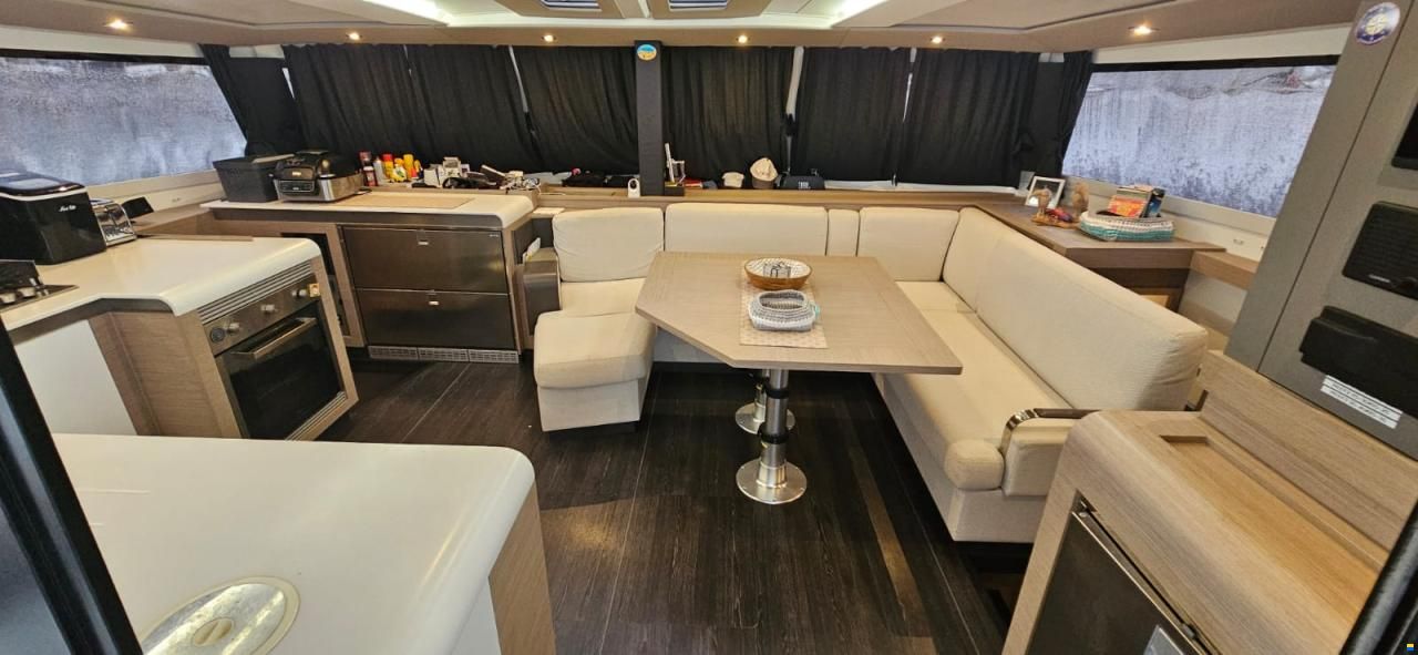 Fountaine Pajot Tanna 47