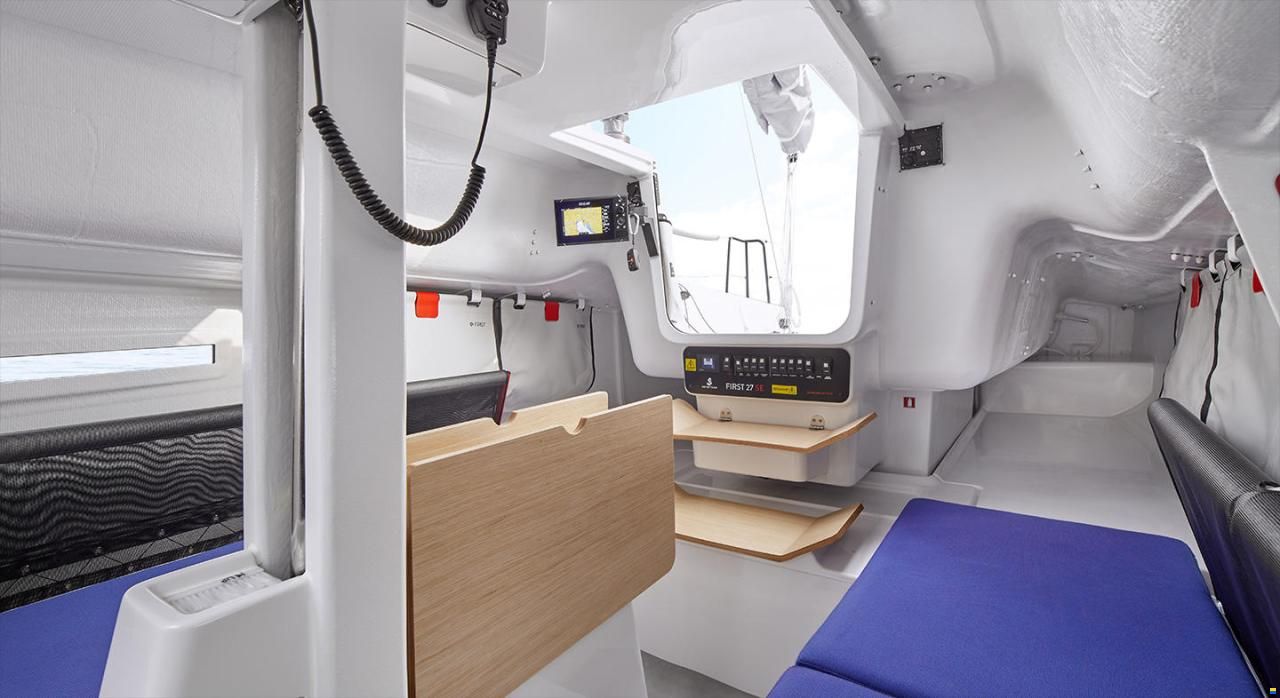 Beneteau First 27 SE