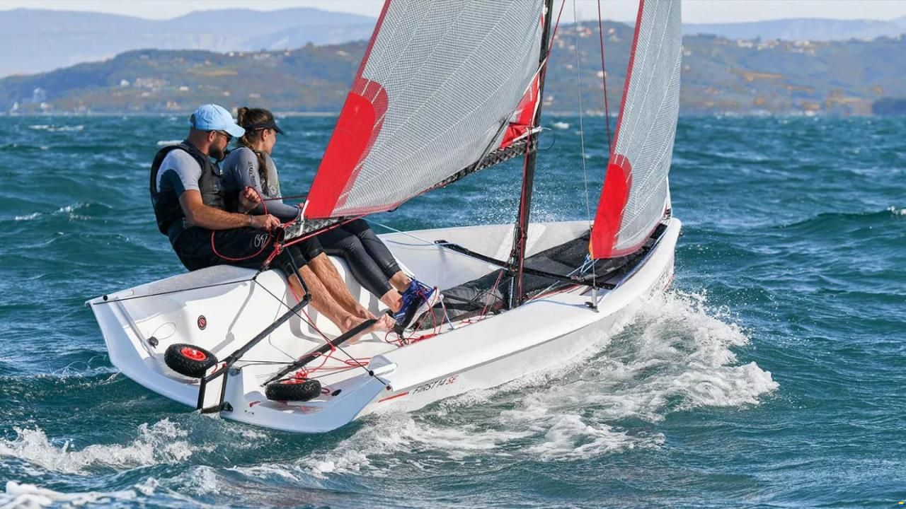 Beneteau First 14 SE