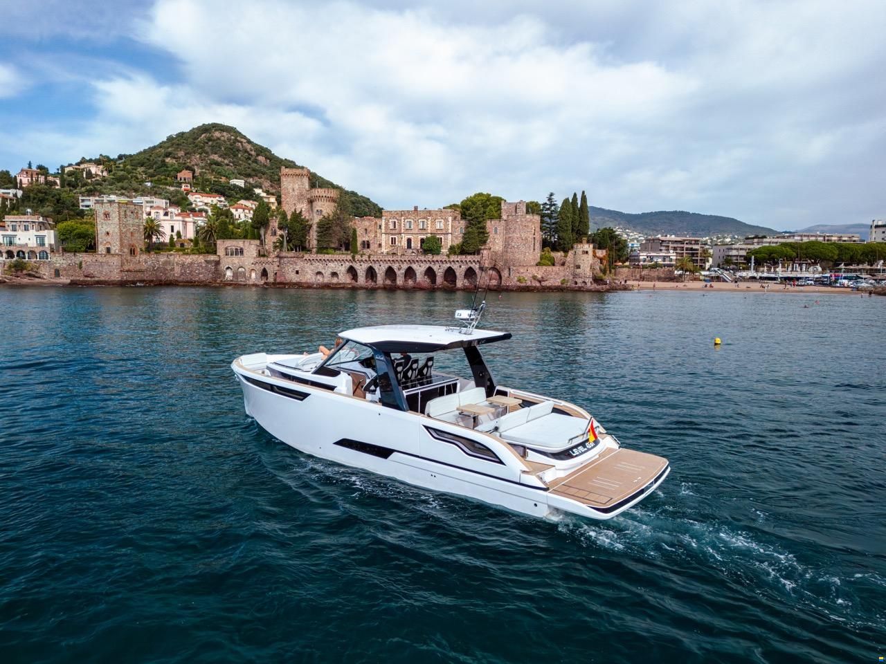Level 43 ST, 2026 NEW BOAT