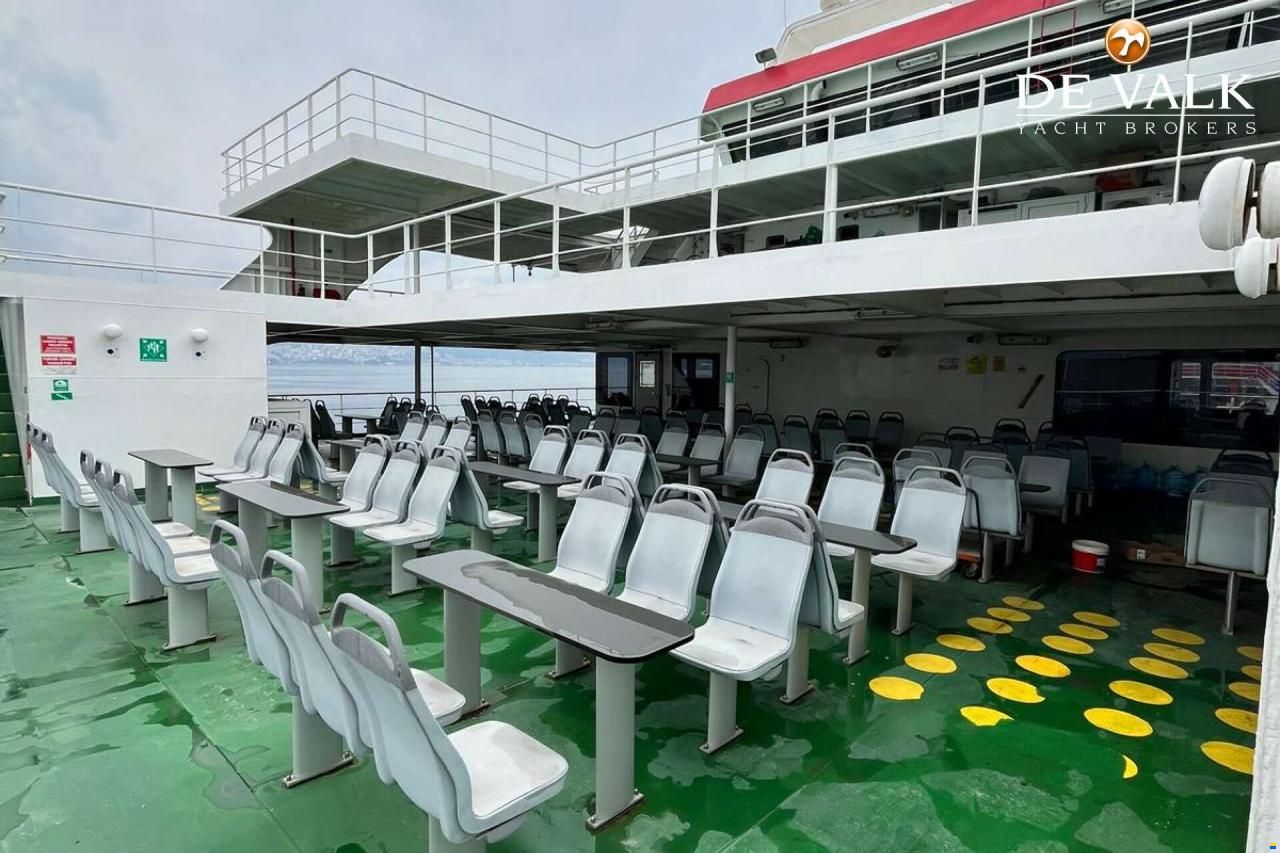 RO/RO PAX DOUBLE ENDED FERRY 90