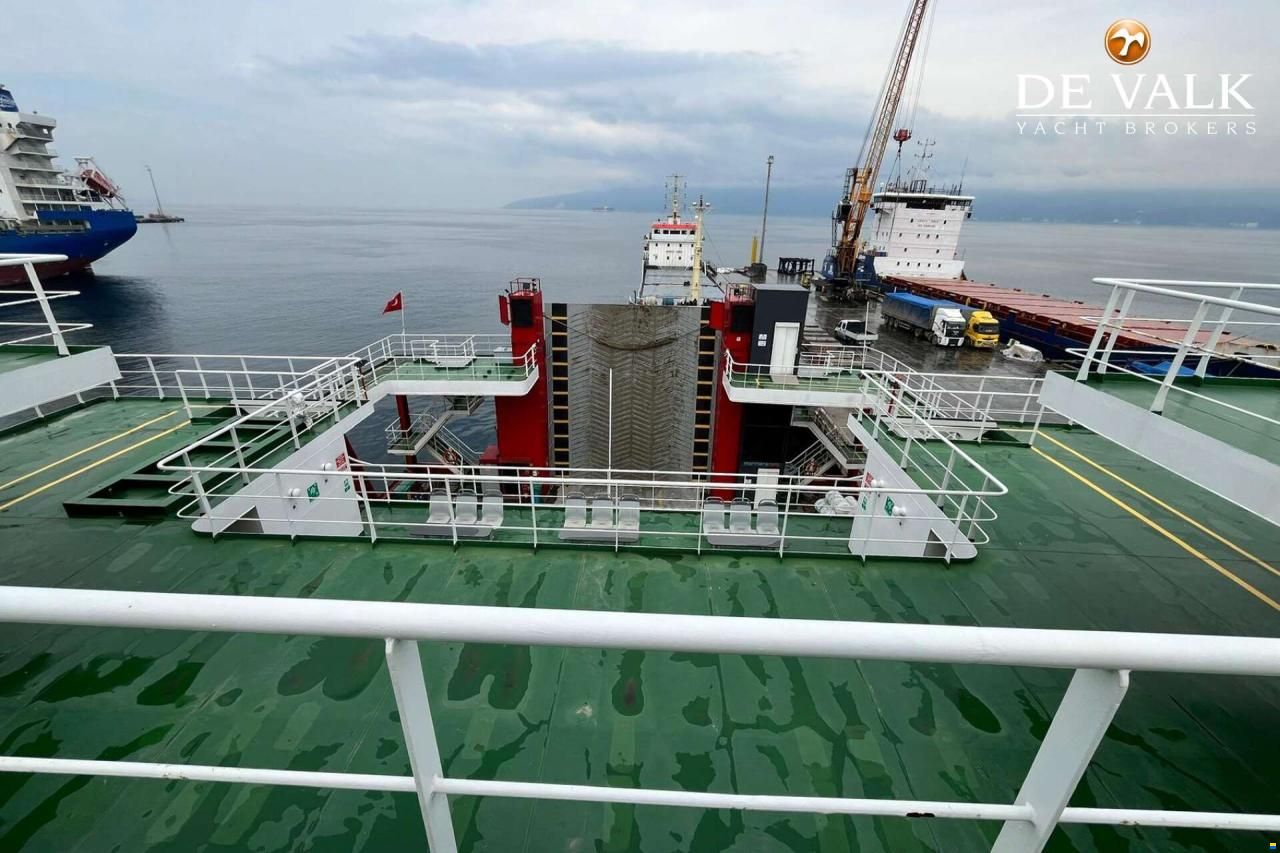 RO/RO PAX DOUBLE ENDED FERRY 90