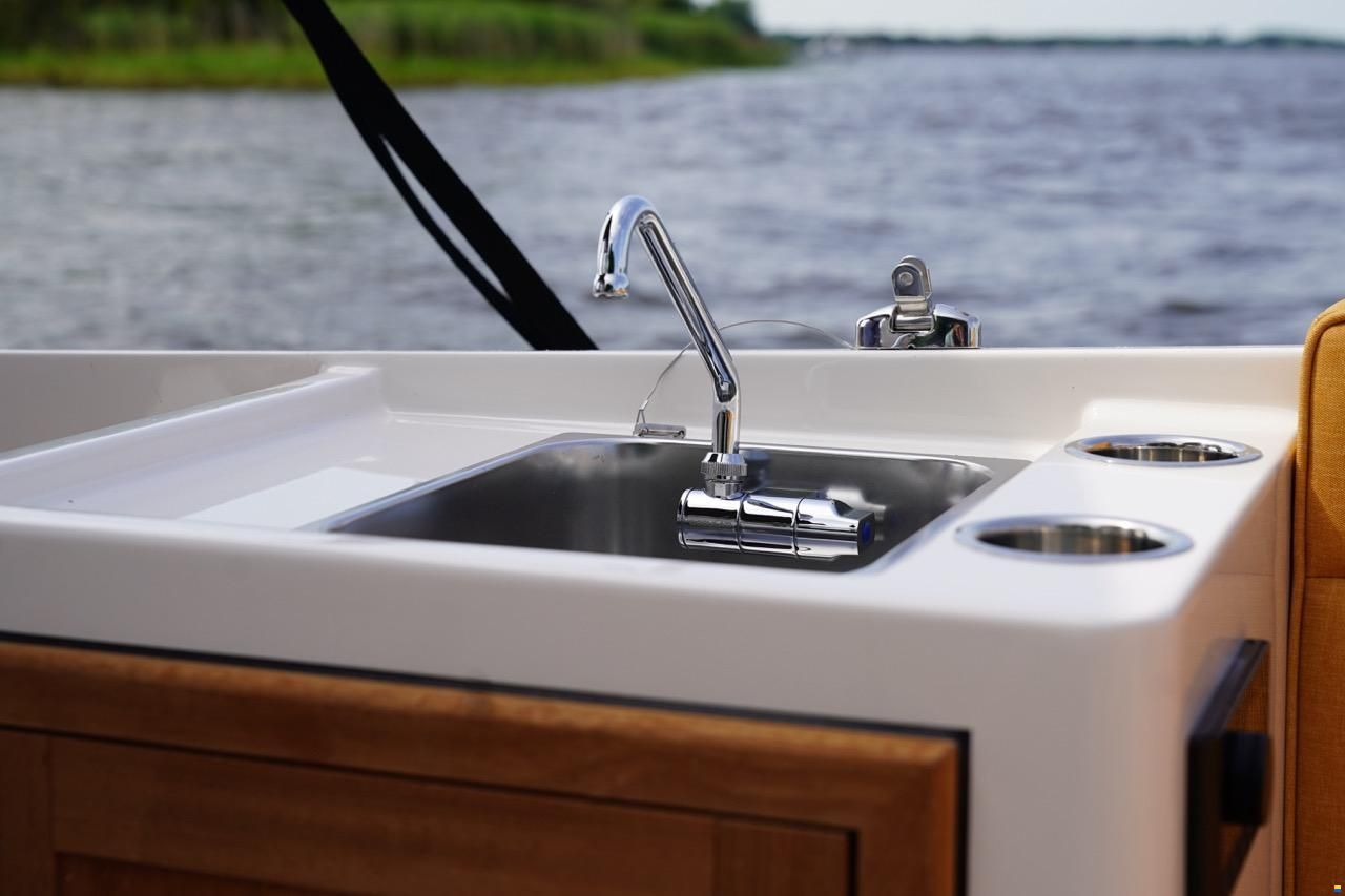 Interboat Intender 850