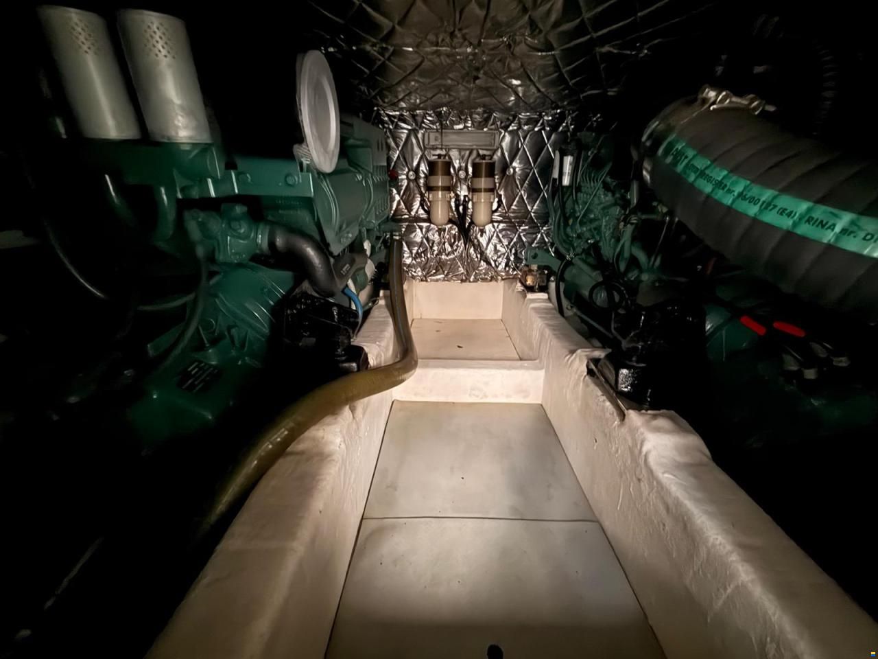 Portofino Marine 47 FLY