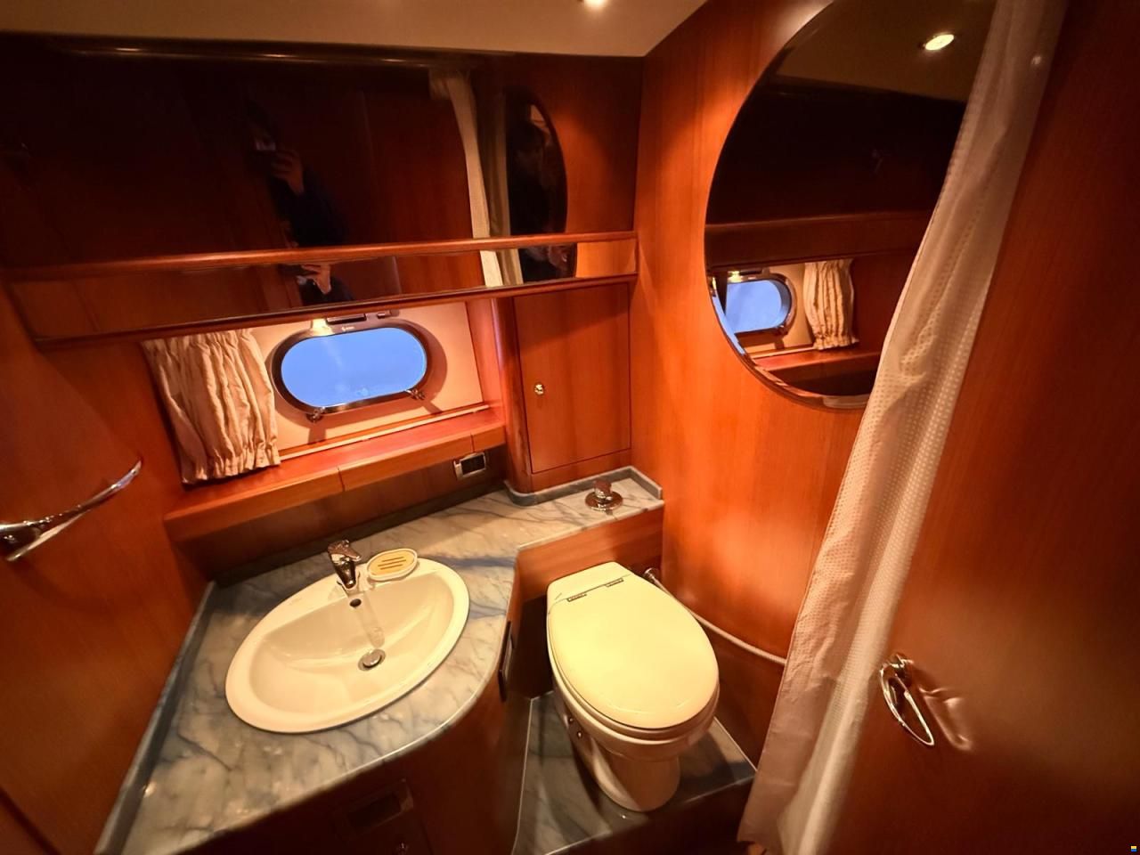 Portofino Marine 47 FLY