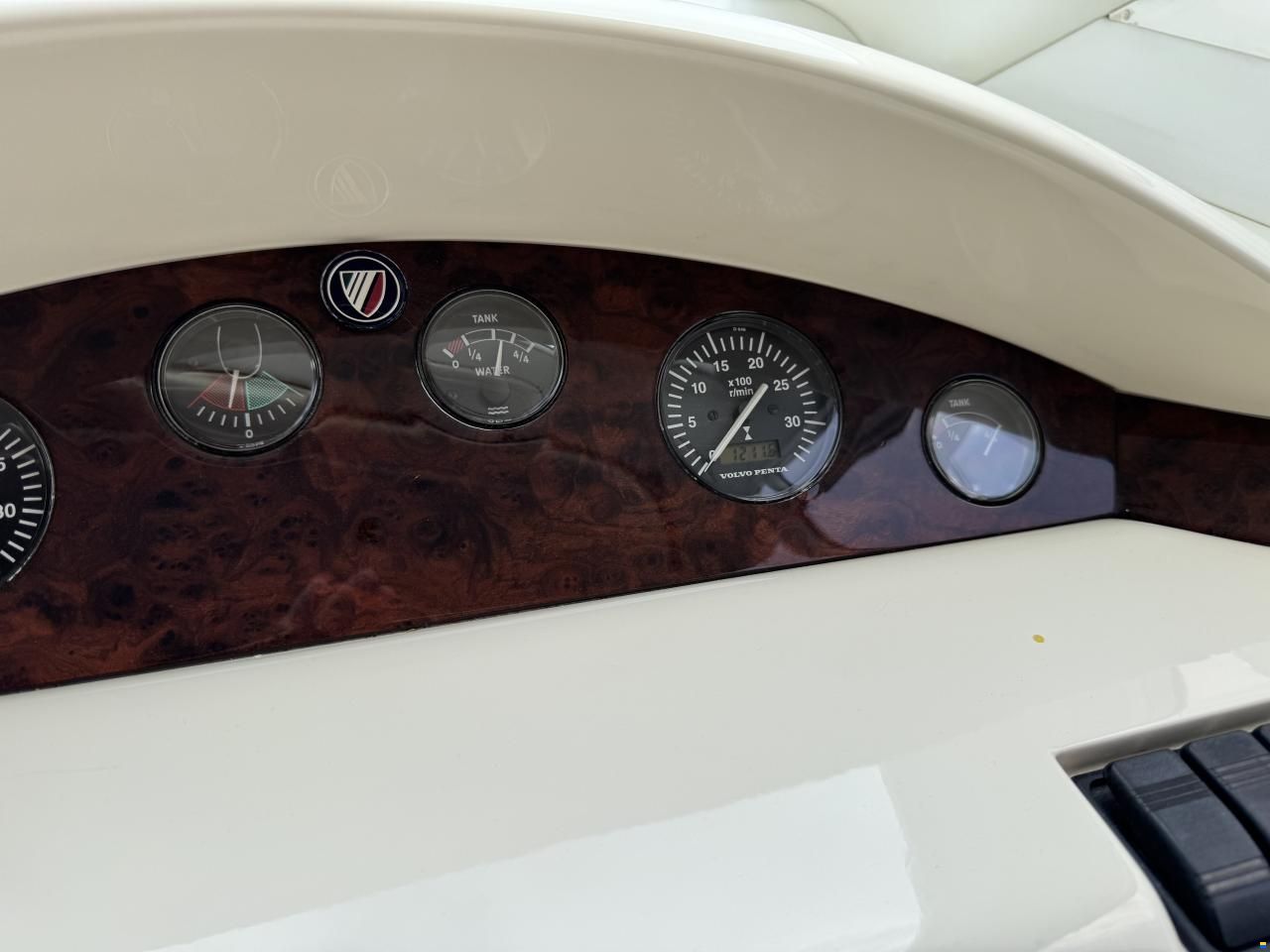 Fairline Phantom 38