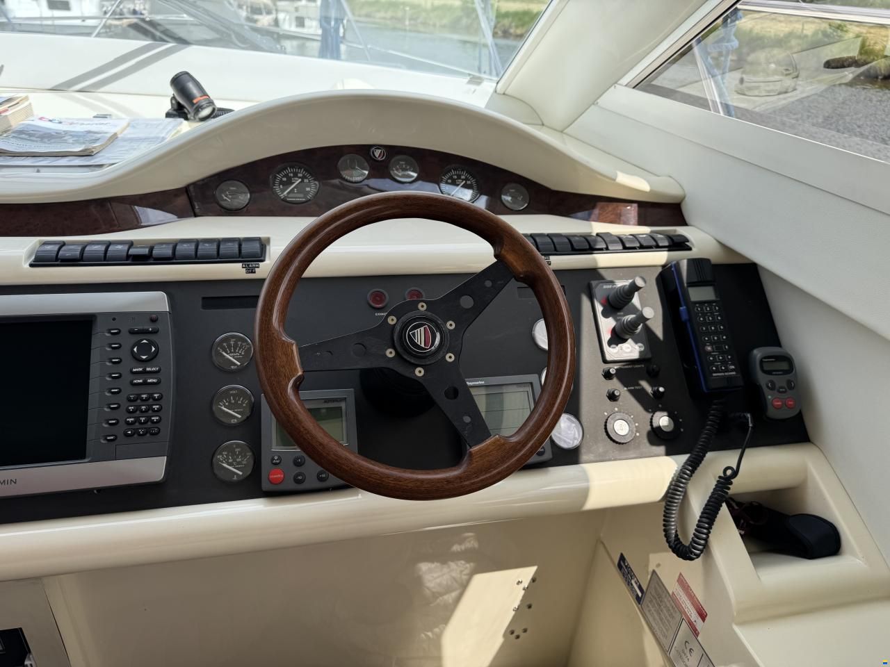 Fairline Phantom 38