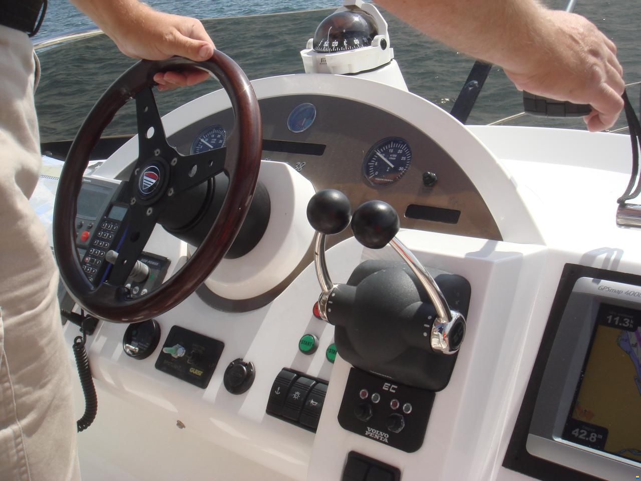 Fairline Phantom 38