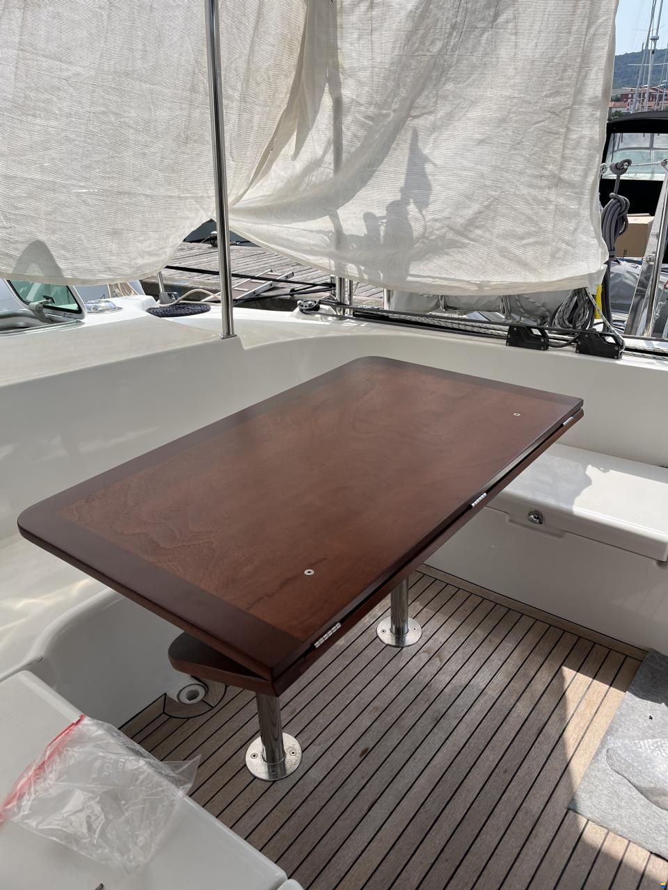Lagoon 410